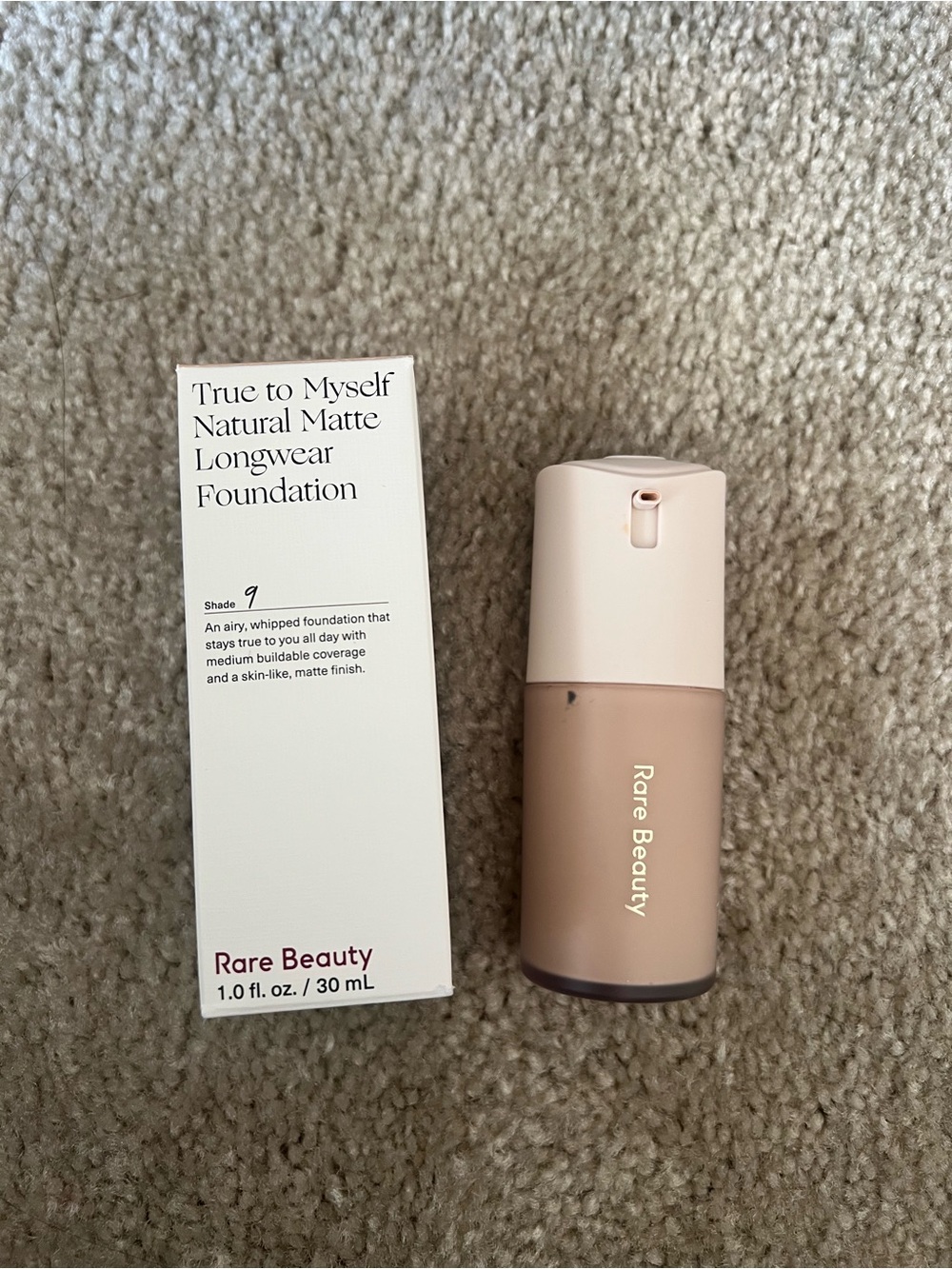 Rare Beauty True to Myself Natural Matte Longwear Foundation - Shade 9